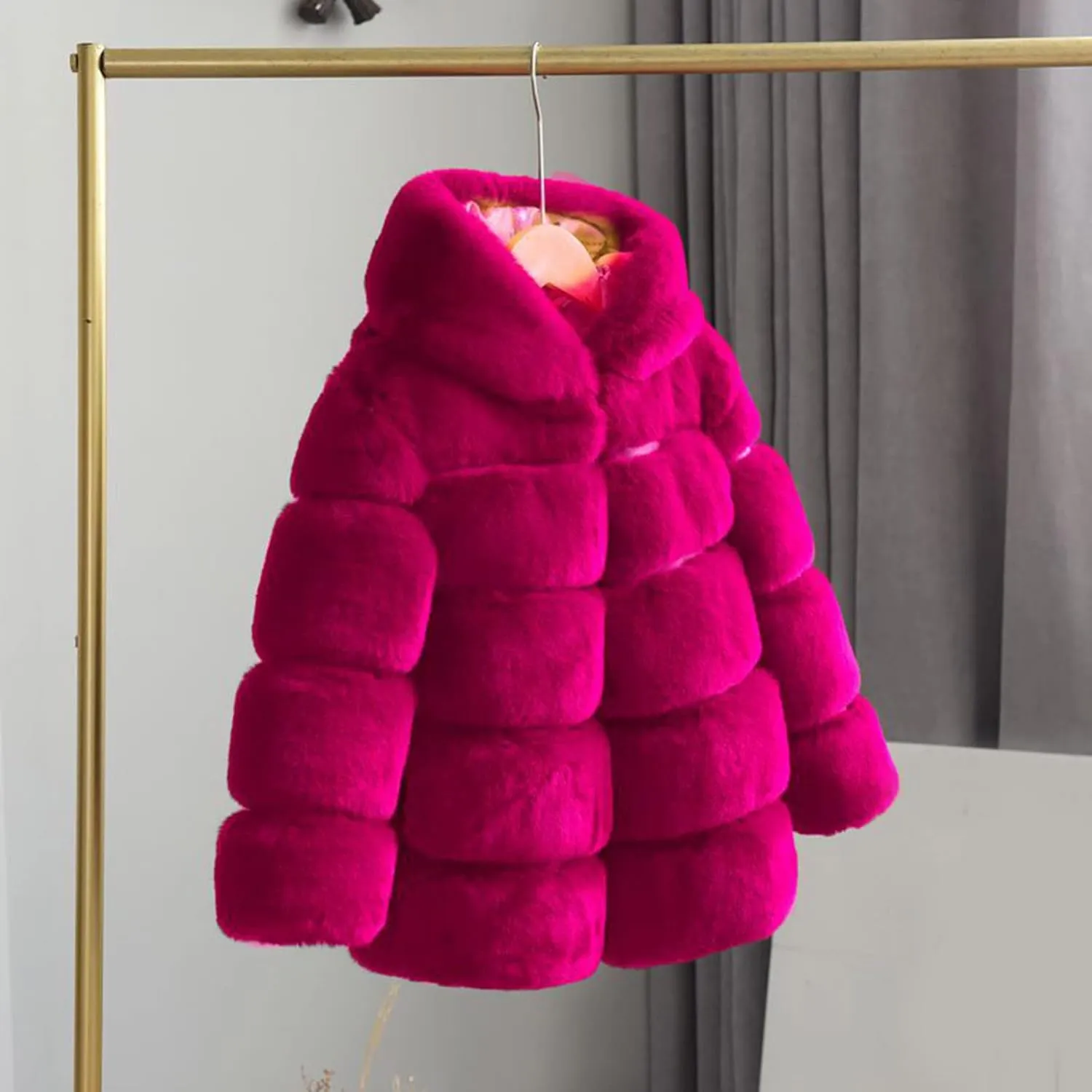 Girls Faux Fur Jacket Plush Sherpa Teddy Coat with Hood Toddler Winter Coats Warm Fuzzy Jackets Trendy Outwear